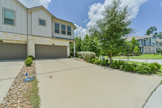 547 Bristol Tide Ct