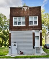 522 W 81st St in Chicago, IL - Building Photo