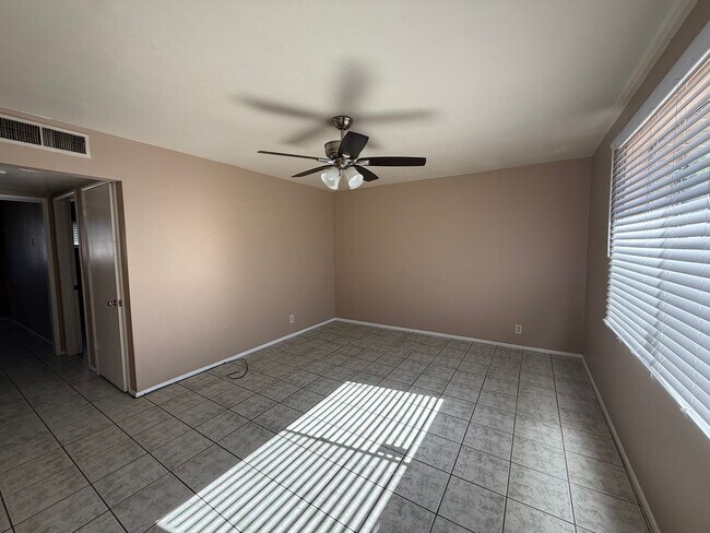 445 N Drew St E-Unit -445-447 in Mesa, AZ - Building Photo - Building Photo