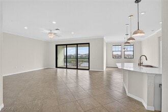 11773 Grand Belvedere Way in Ft. Myers, FL - Building Photo - Building Photo