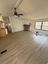 4710 Llano St in Granbury, TX - Building Photo - Building Photo