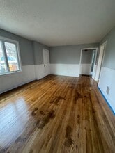 441 Farmington Ave in New Britain, CT - Building Photo - Building Photo
