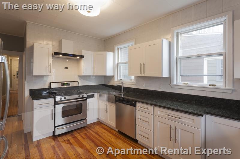 38 Cherry St, Unit 1 in Somerville, MA - Building Photo