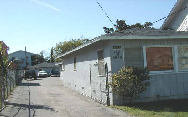 583-585 Walnut Ave in Long Beach, CA - Foto de edificio - Building Photo