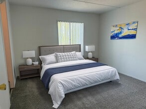 Parkview Tower Apartments in Warren, MI - Building Photo - Building Photo