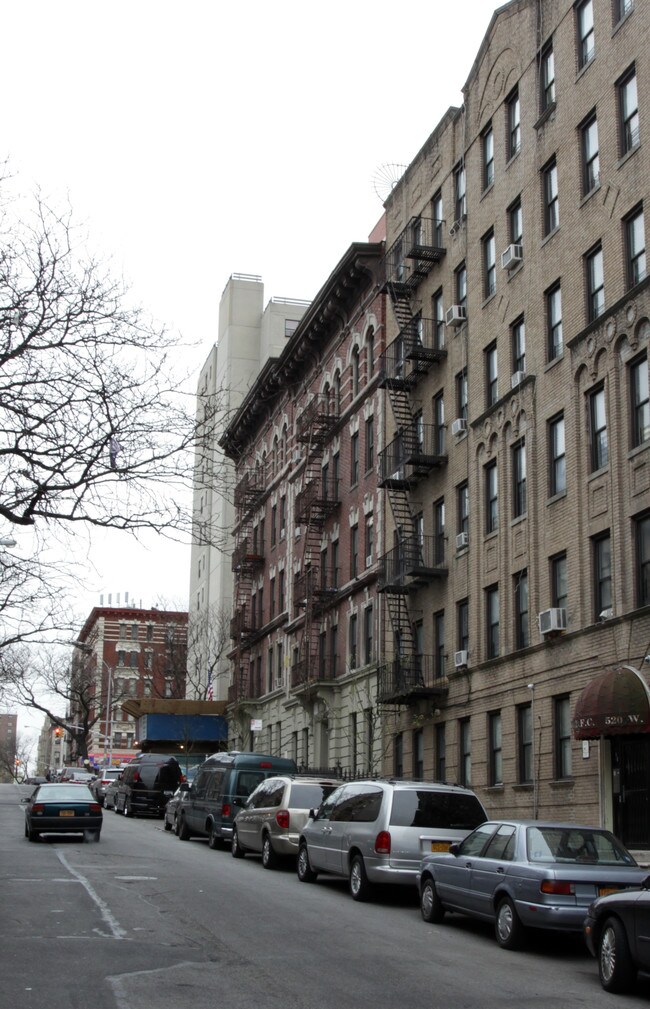 508-512 W 158th St in New York, NY - Foto de edificio - Building Photo