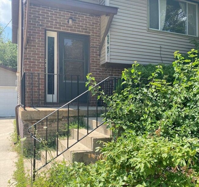 property at 627 Westgate St