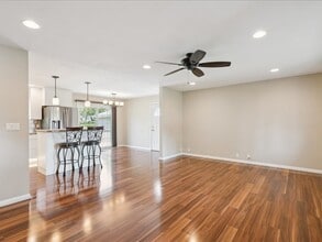 1429 Columbus Dr in Waterloo, IA - Building Photo - Building Photo