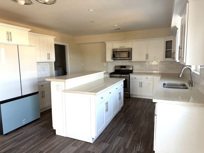 424 W 2nd St-Unit -424 W 2nd St Unit A in Los Angeles, CA - Building Photo - Building Photo
