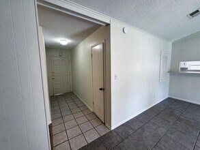 702 Monterrey Dr in Victoria, TX - Building Photo - Building Photo