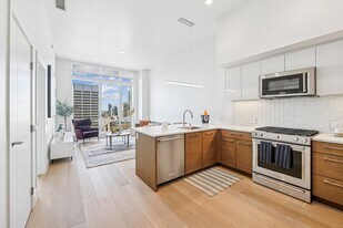 Park Fifth in Los Angeles, CA - Building Photo