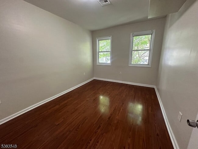 195 N 11th St in Newark, NJ - Building Photo - Building Photo