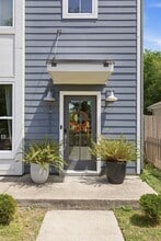 1608 16th Ave N in Nashville, TN - Building Photo - Building Photo