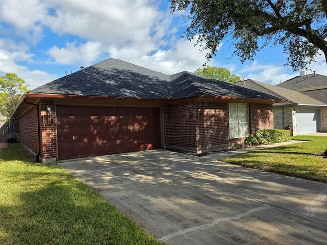 12830 Careywood Dr in Sugar Land, TX - Building Photo - Building Photo
