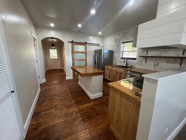 property at 407 Railroad Ave