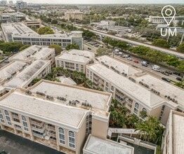 1280 S Alhambra Cir in Coral Gables, FL - Building Photo - Building Photo
