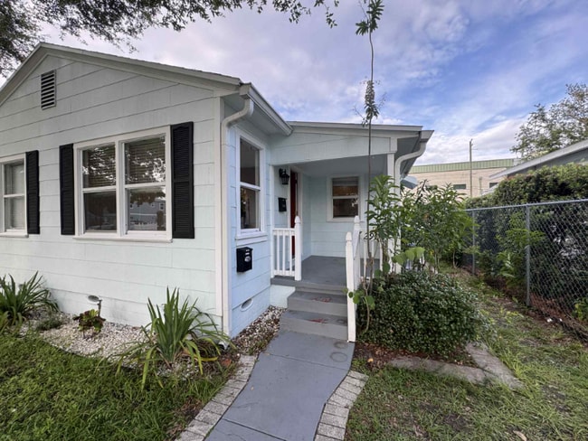 2903 10th St N in St. Petersburg, FL - Building Photo - Building Photo