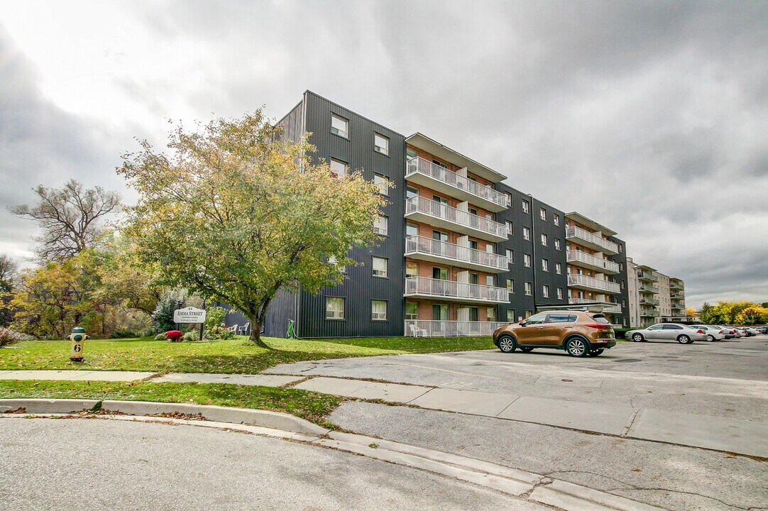 44 Emma in Guelph, ON - Building Photo