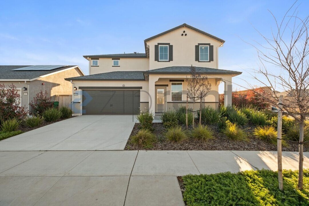 10512 Santana Ln in Stockton, CA - Building Photo