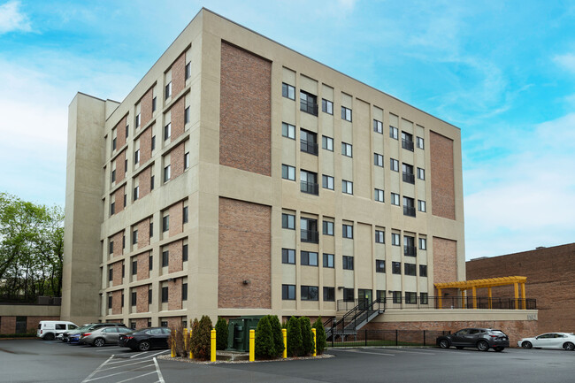 192 Erie Blvd