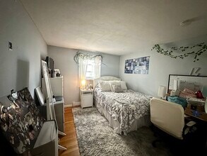34 Olcott St in Watertown, MA - Building Photo - Building Photo