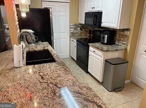 151 Twiggs Cor in Peachtree City, GA - Building Photo - Building Photo