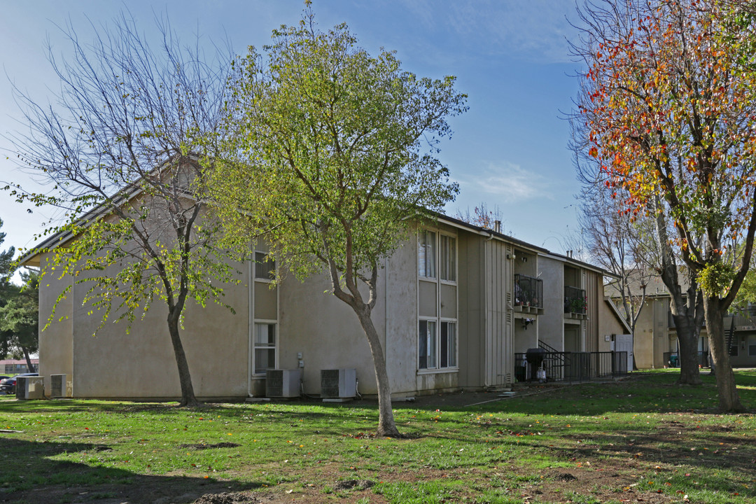 Tierra Del Vista Apartments in Huron, CA - Foto de edificio