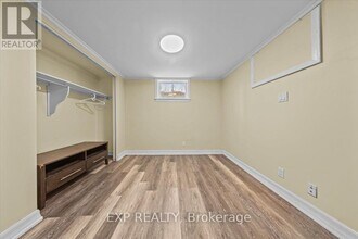 494 Wentworth Ave in Ottawa, ON - Building Photo - Building Photo