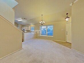 1637 Myrtle Dr in Little Elm, TX - Foto de edificio - Building Photo