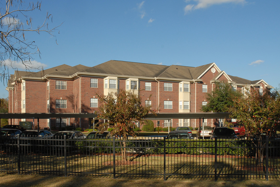 Calder Woods in Beaumont, TX - Building Photo