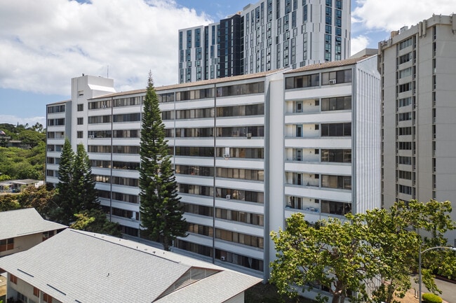 Centre Court in Aiea, HI - Building Photo - Building Photo
