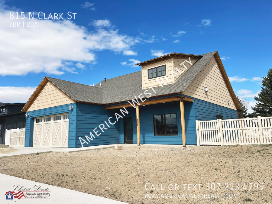 815 N Clark St in Powell, WY - Building Photo