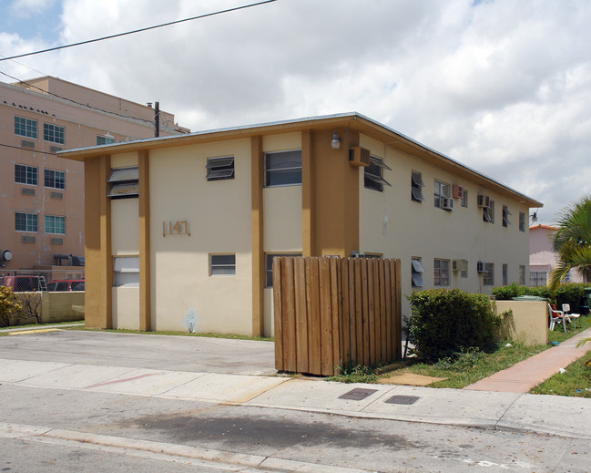 1147 SW 4th St in Miami, FL - Building Photo - Building Photo