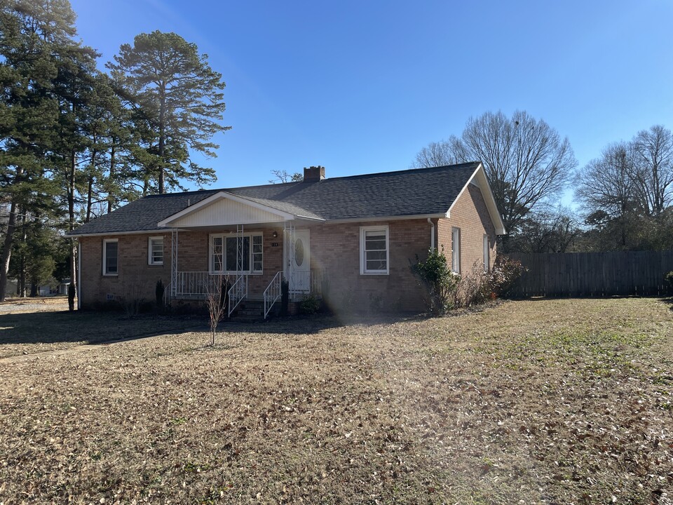 138 Whitman Cir in Mooresville, NC - Building Photo