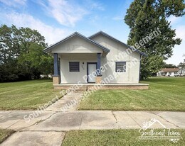 908 Stilwell Blvd in Port Arthur, TX - Building Photo