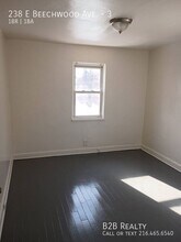 238 E Beechwood Ave in Dayton, OH - Building Photo - Building Photo