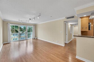1515 E Broward Blvd in Fort Lauderdale, FL - Building Photo - Building Photo