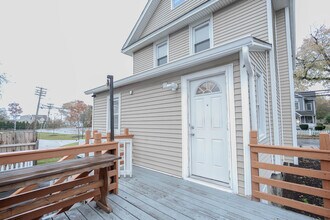 11 Burritt Ave in Norwalk, CT - Building Photo - Building Photo