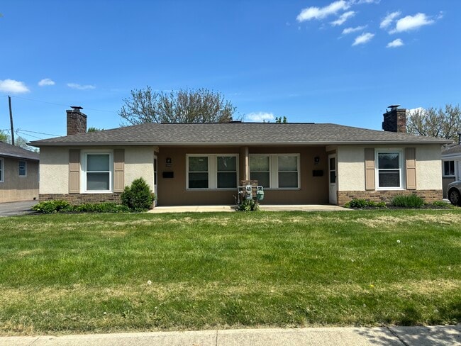 1850 Milden Rd, Unit Upper Arlington 2 bedroom