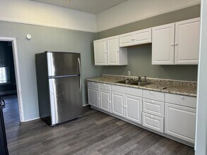 752 Main St in Brookville, IN - Building Photo - Building Photo