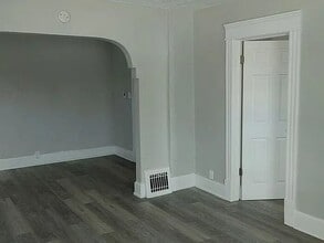 3202 Caledonia St in Racine, WI - Foto de edificio - Building Photo