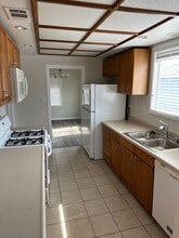 5133 Levelside Ave in Lakewood, CA - Foto de edificio - Building Photo