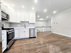 79 Linden St, Unit 1 in Boston, MA - Building Photo - Building Photo
