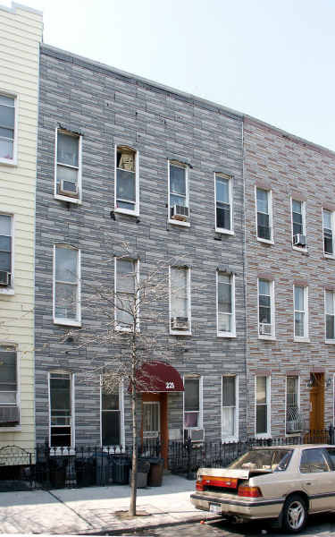 225 Suydam St in Brooklyn, NY - Building Photo - Building Photo