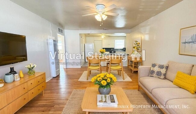 property at 2115 S Loop 289