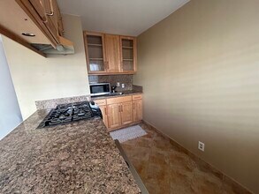 1611 Monterey Blvd in Hermosa Beach, CA - Building Photo - Building Photo