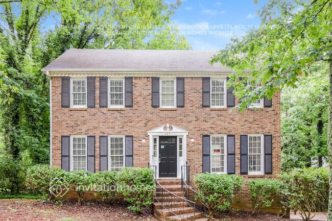 property at 195 Farm Hill Cir
