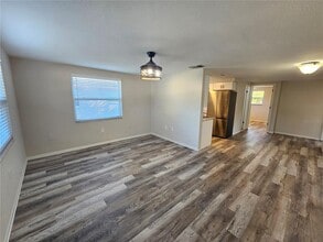 4849 Camphor Ave in Sarasota, FL - Building Photo - Building Photo