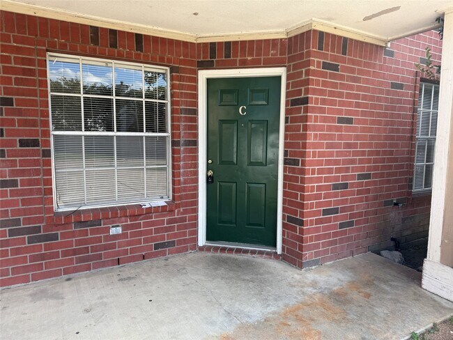 10007 Emerald Creek Dr in Houston, TX - Building Photo - Building Photo