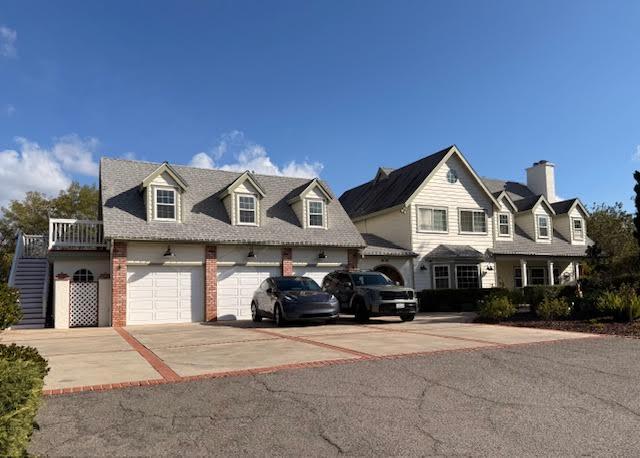 906 Gretna Green Way, Unit #2 in Escondido, CA - Foto de edificio